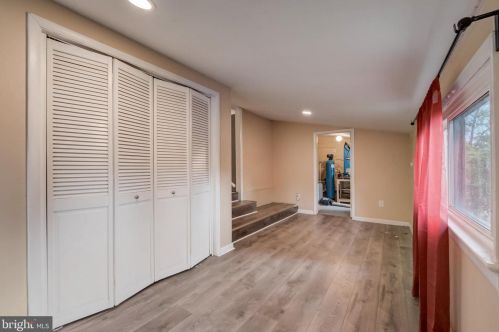 4964 Elm St, Shady Side MD  20764-9655 exterior