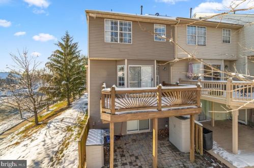 6100 Cliffside Trl, Columbia MD 21045-7412 exterior