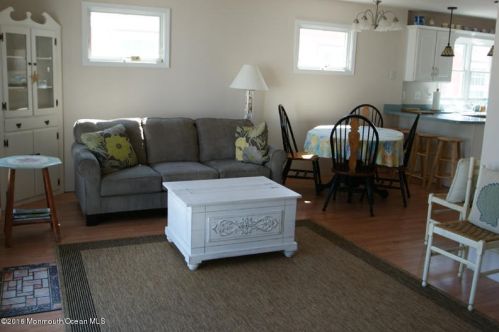 111 Haddonfield Ave, Lavallette NJ  08735-2021 exterior
