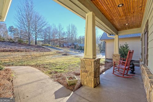 63 Smoky Mountain Ln, Clayton, GA 30525-0067