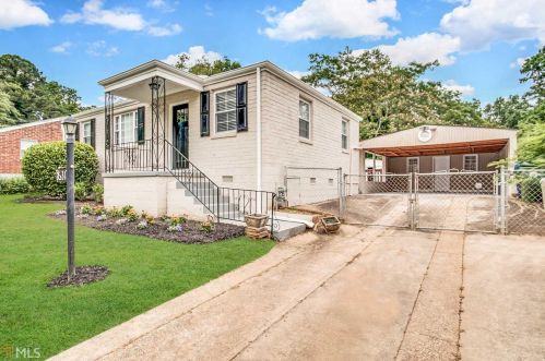 2631 Godfrey Dr, Atlanta GA  30318-7407 exterior