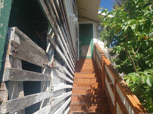 1753 Iwi Way, Honolulu HI  96816-3826 exterior