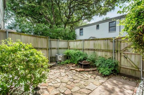 5005 Hall St, Dallas TX  75235-8813 exterior