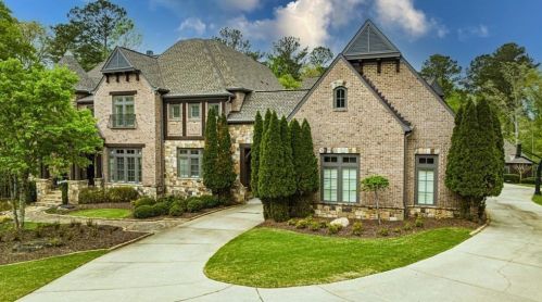 918 Big Horn Holw, Suwanee, GA 30024-7665