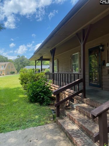 203 Coleman Ave, Whitmire, SC 29178-2102