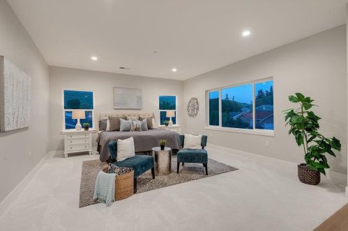 1709 Golden Hills Dr, Milpitas CA 95035-5002 exterior