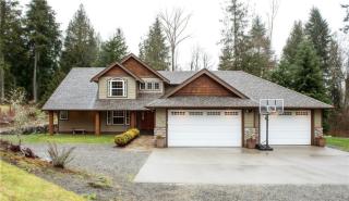 393 Gallop Ln, Bellingham, WA 98229-8238
