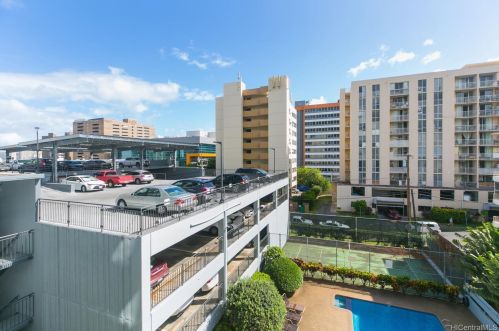1621 Dole St, Honolulu HI  96822-4824 exterior