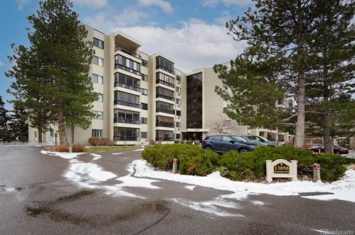 13850 Marina Dr, Aurora CO  80014-5509 exterior