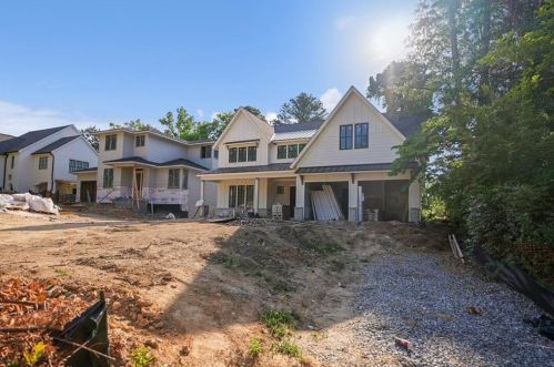 3197 Clairwood Ter, Atlanta GA  30341-3213 exterior