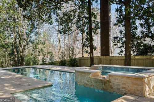 2731 Arden Rd, Atlanta GA  30305-1913 exterior