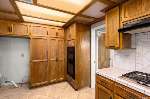 15740 Rancho Viejo Dr, Riverside CA  92506-5820 exterior