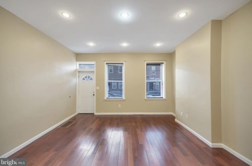 1241 20 St, Philadelphia PA 19146-4338 exterior