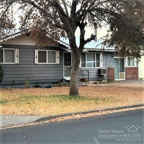 1524 9 St, Eagle Crest OR  97756-1104 exterior