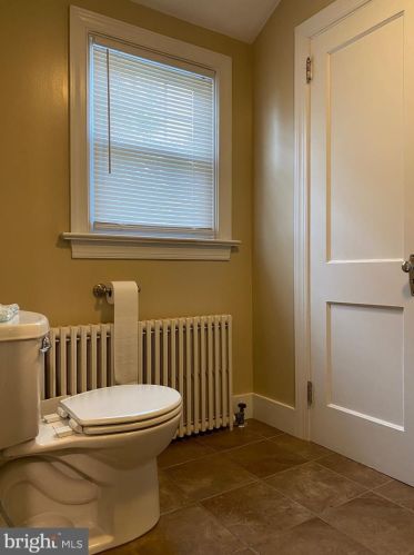 417 Lampeter Rd, Lancaster PA 17602-1717 exterior