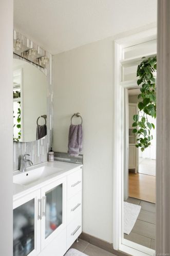 4898 Sherman St, Englewood CO  80113-6837 exterior