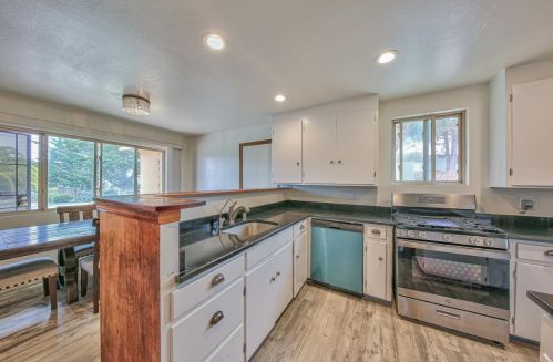 1024 Highland St, Seaside CA 93955-6103 exterior