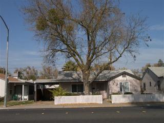 1427 Orangeburg Ave, Modesto, CA 95350-3923
