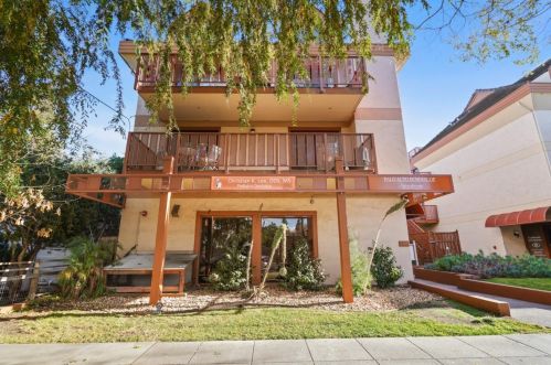 4149 El Camino Way, Palo Alto, CA 94306-4036
