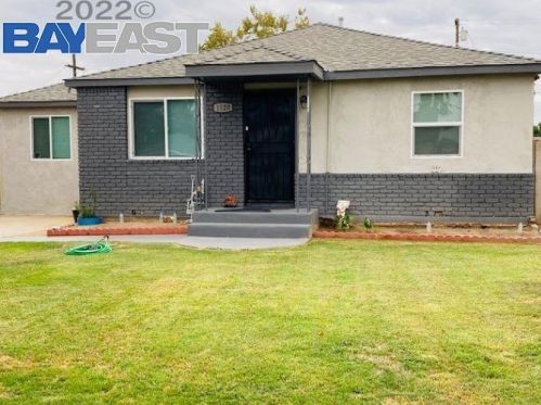 1120 Grant Ave, Madera, CA 93638-2207