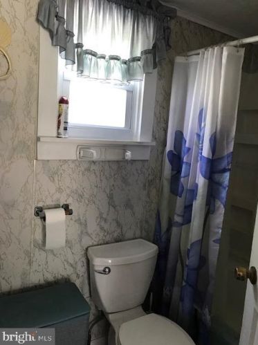 781 Longs Gap Rd, Carlisle, PA 17013-8556