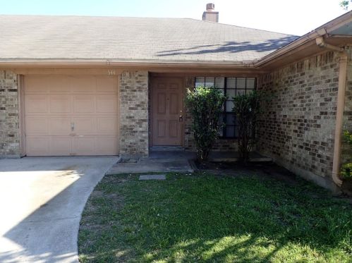 544 Signal Hill Ct, Fort Worth TX  76112-8659 exterior