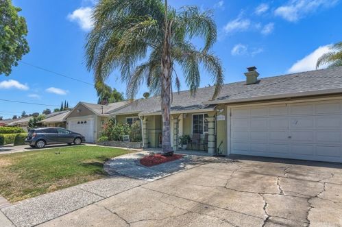 23427 Santa Clara St, Hayward, CA 94541-7442