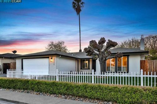2111 Deerwood Dr, Pacheco, CA 94553-4804