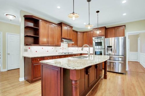 506 Deer Run Way, Holly Springs, GA 30189-6155