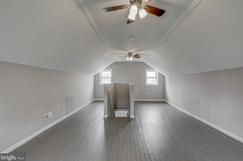 210 Rosedale Ave, Lancaster PA  17603-5708 exterior