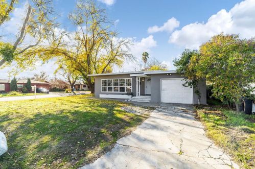 205 Cloverdale Ave, Modesto, CA 95354-3031