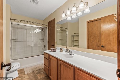 518 78th Ave, Minneapolis MN  55432-2704 exterior