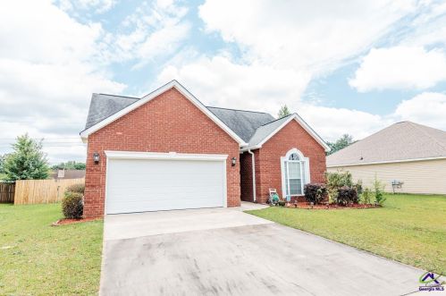 513 Beechwood Dr, Bonaire, GA 31005-4820