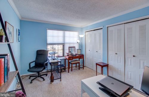 53 Voscek Ct, Trenton NJ 08648-2648 exterior