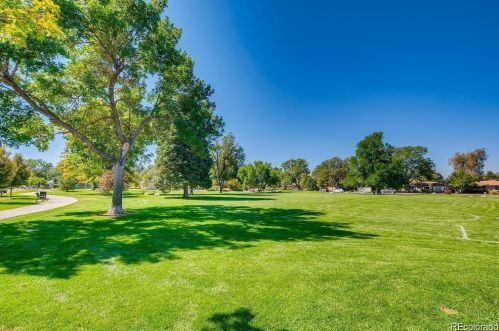 4870 Pearl St, Englewood CO  80113-6913 exterior