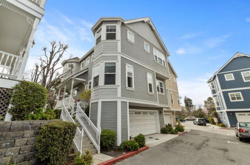 777 Nirasa Ln, San Jose, CA 95125-2174