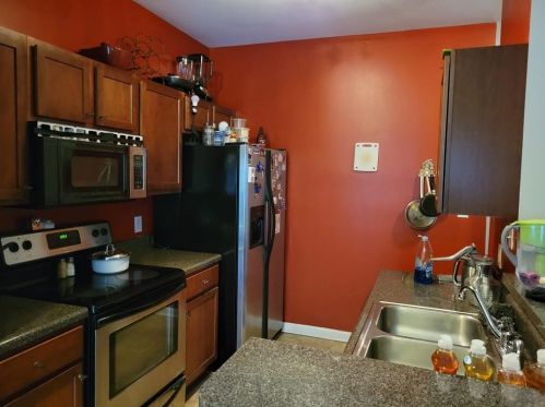 2501 Laurel Cir, Atlanta, GA 30311-1236