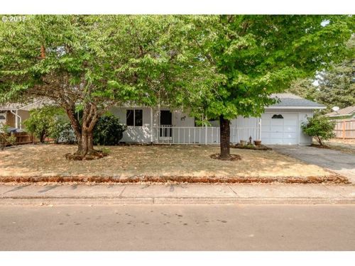 761 Wyatt St, Dallas, OR 97338-1225