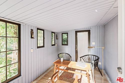 2480 Chevy Chase Dr, Glendale CA  91206-1845 exterior