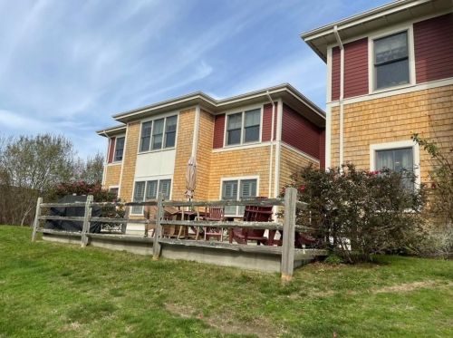 190 Clarke Rd, South Kingstown, RI 02882-4544