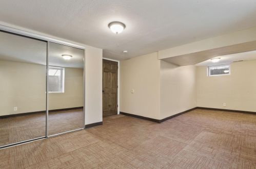 1086 Highview Dr, Saint Paul MN  55112-2418 exterior