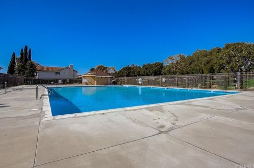 14912 Elm Ave, Irvine CA  92606-2611 exterior