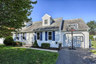 3068 Todd Ln, Lancaster, PA 17601-1350