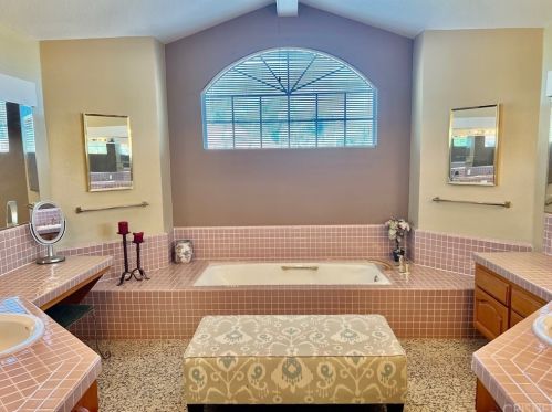 5325 Seneca Pl, Simi Valley CA 93063-2053 exterior