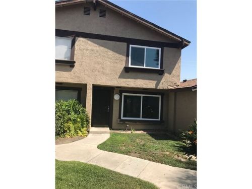 8572 Century Blvd, Paramount, CA 90723-2875