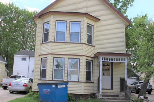 20 Court St, Unity, NH 03773-1332
