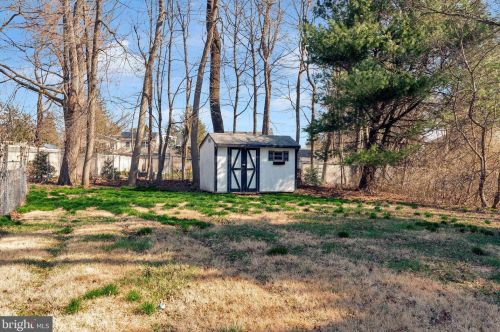 180 Phillips Ave, Trenton NJ  08610-2620 exterior