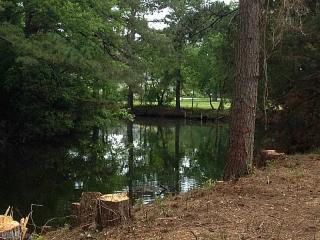 107 Canvasback Dr, Currituck, NC 27929-9642