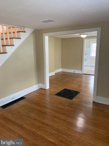37 Moran Ave, Princeton NJ  08542-3855 exterior