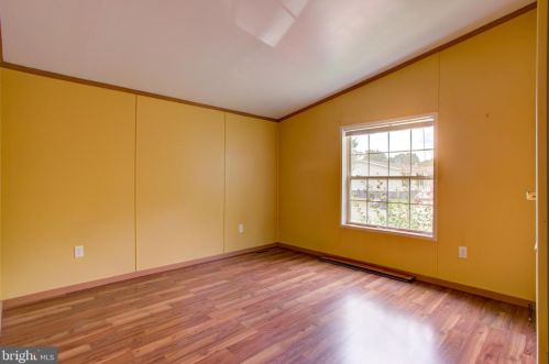 208 Bent Pine Ct, Lancaster PA  17603-2180 exterior